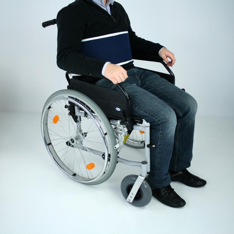 toegevoegd document 1 van Buikriem voor gebruik in rolstoel/kantelzetel 105.001/105 