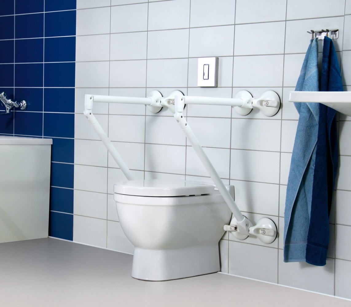 toegevoegd document 1 van Mobeli QuattroPower steun met zuignappen voor toilet  