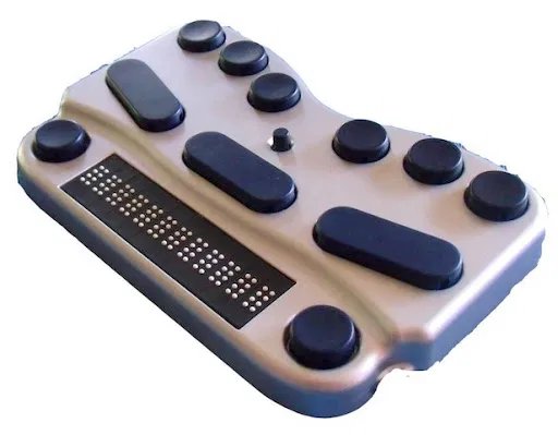 toegevoegd document 4 van Harpo BraillePen met brailleleescellen  