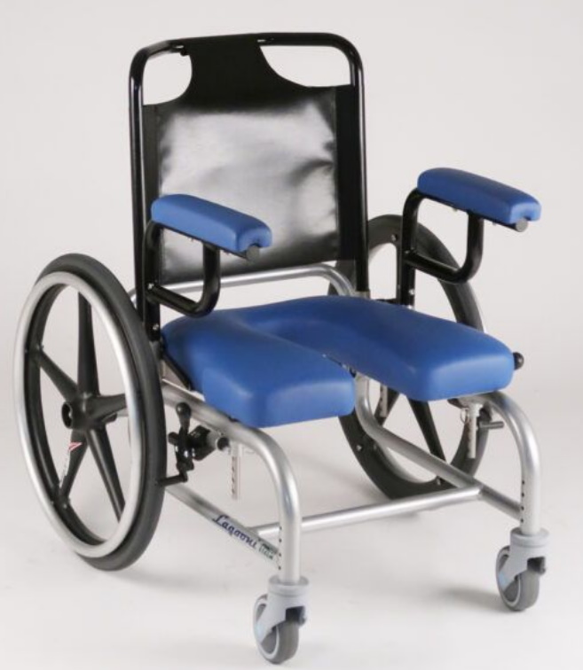 LAGOONI Trip voetaangedreven rolstoel voor douche / toilet