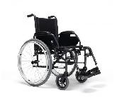 afbeelding van product Aqulia opvouwbare rolstoel