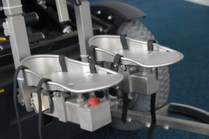 ADREMO Elektronische rolstoel met Adremo hoofd-voetbediening