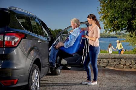 Netlift aangeboden bij aanpasser voor de auto