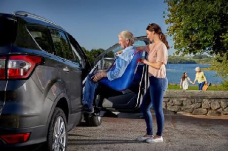 Netlift aangeboden bij aanpasser voor de auto