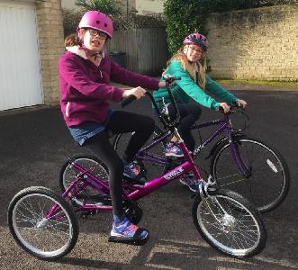 TOMCAT SPECIAL NEEDS INNOVATIONS Tomcat Fizz (fietsaanhangsysteem mogelijk)