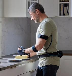 ASSISTIVE INNOVATIONS Carbonhand gripversterkende handschoen