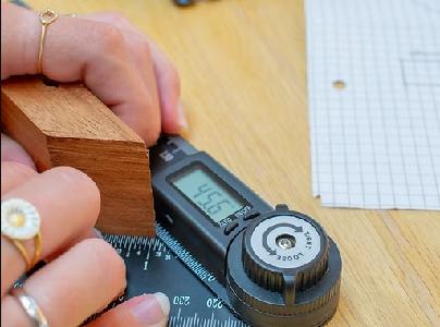 UNWIRED THINGS IKONN IKONN Digitale hoekmeter Gemred