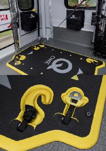 Q'STRAINT One alles-in-één platform voor het vastzetten van rolstoelen